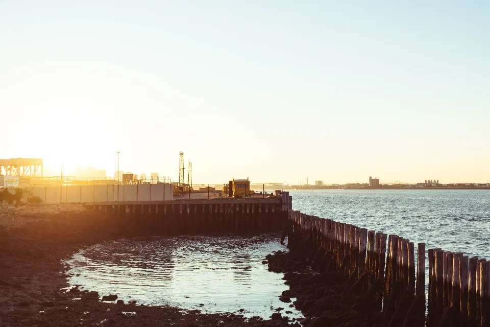Der Hafen in der Abendsonne