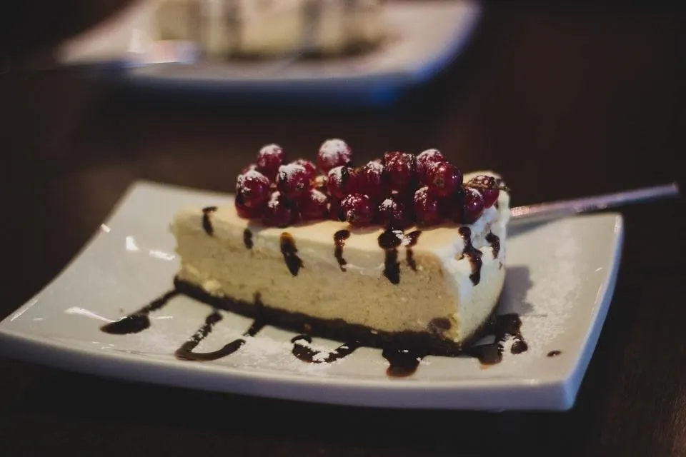 Käsekuchen mit Beeren